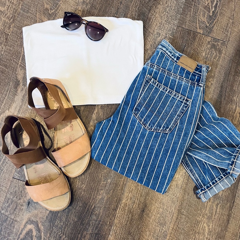American Eagle Striped Mom Jeans